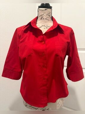 Vintage YK Clothing Classic Red Button-Front Short Shirt with Split 3/4 Sleeve